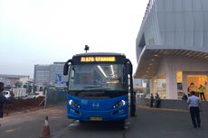 Uji Coba Bus Transjabodetabek Premium Dibagi Dua Keberangkatan