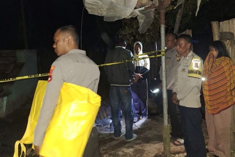 Pasutri Lansia Tewas Terjebak Kebakaran Rumah di Bima 