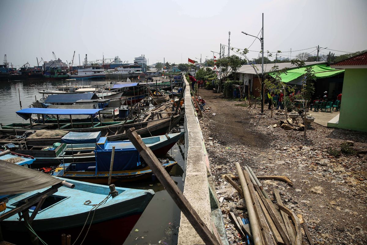 Aktivitas warga di Kampung Akuarium, Penjaringan, Jakarta Utara, Rabu (9/10/2019). Pemprov DKI akan membangun kembali Kampung Akuarium pada tahun 2020.