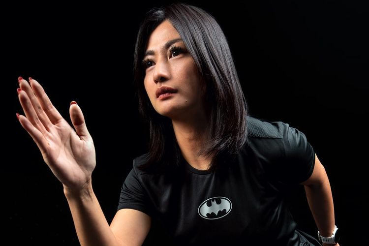 Mills di bawah naungan PT Mitra Kreasi Garmen meluncurkan produk terbaru bertema Batman yang meliputi sepatu bola dewasa dan anak-anak, sepatu futsal, jersey, hoodie, dan jersey lari.