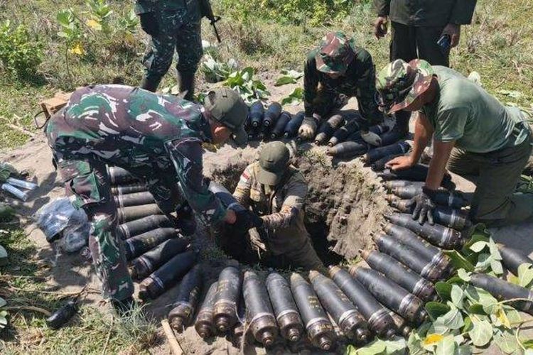 Ledakan Amunisi di Garut Tewaskan Belasan Orang, Apa yang Sebenarnya Terjadi?