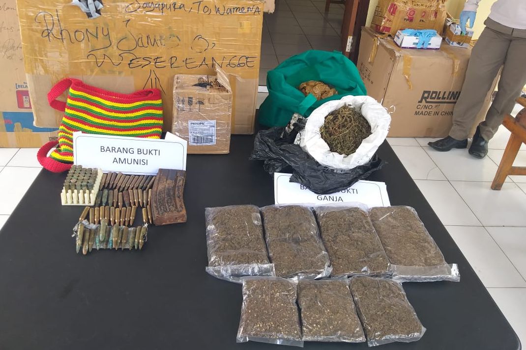 Ganja dan 80 Butir Amunisi yang Disita Diduga untuk Kelompok Separatis di Nduga