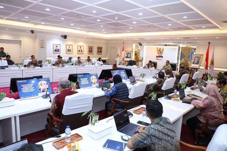 Kegiatan Sinkronisasi Rencana Aksi Satgas Percepatan Rehabilitasi dan Rekonstruksi Pascabencana di Bidang Tata Kelola, bersama Wakil Menteri Dalam Negeri Bima Arya Sugiarto, di Kantor Kementerian PANRB, Kamis (29/1/2026).