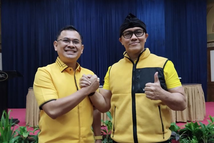 Arfi Rafnialdi (kiri) dan Edwin Senjaya (kanan) dua kandidat Calon Wali Kota Bandung dari Partai Golkar untuk mengikuti Pilwalkot Bandung 2024.