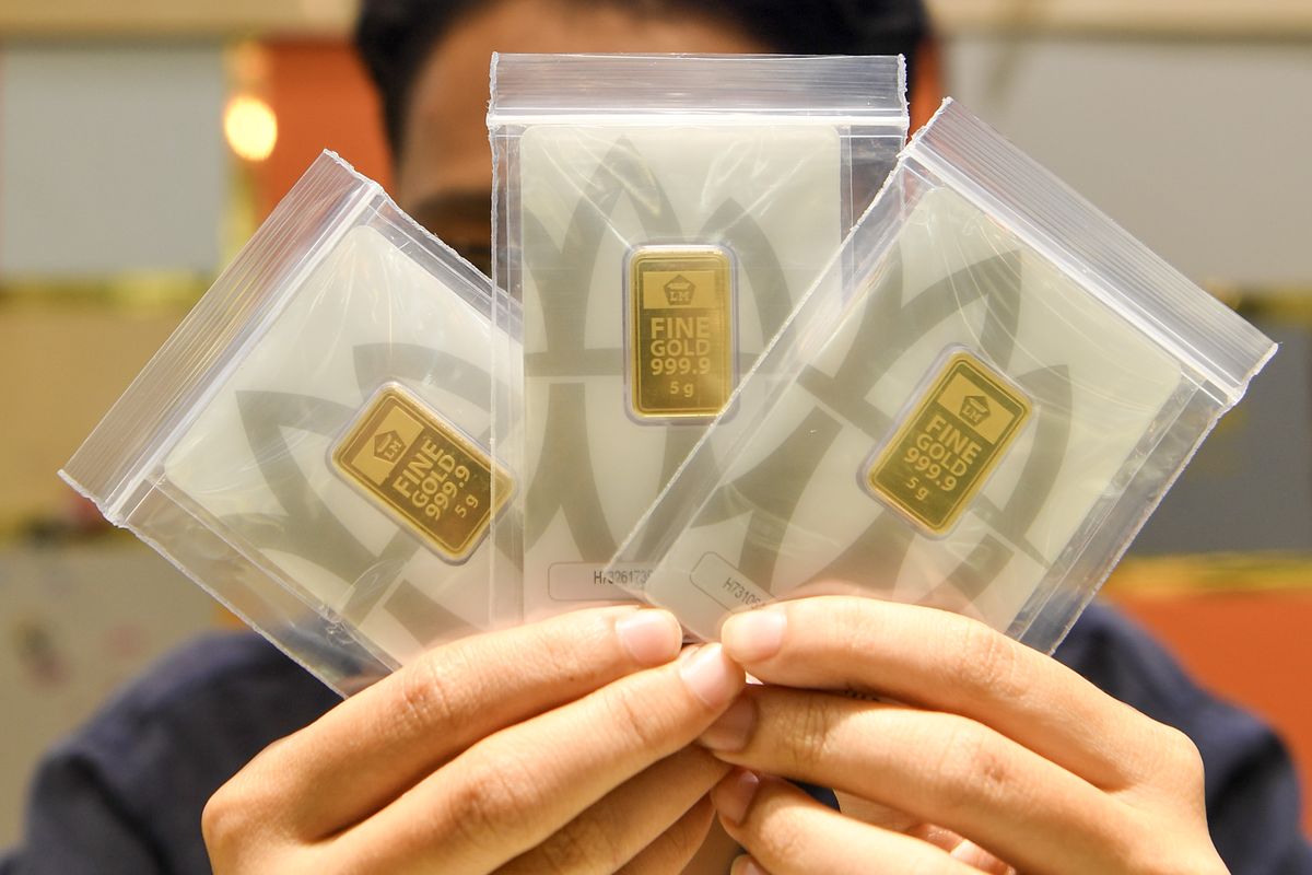 Emas tetap menjadi salah satu pilihan investasi populer di tengah ketidakpastian ekonomi global