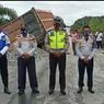 Jembatan di Jalan Lintas Timur Pelalawan Ambles, Kendaraan Dialihkan