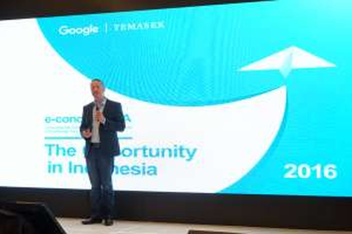  Keusgen, Managing Director Google Indonesia saat memaparkan hasil riset industri digital Indonesia di Jakarta, Kamis (25/8/2016)
