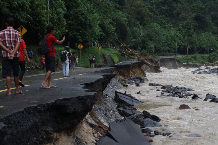 Benarkah Lembah Anai Berubah Total, BPJN Sumbar Bantah: Kami Menggunakan Ruas Jalan yang Sama