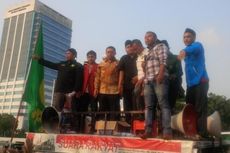 Orasi Tak Ingin Jokowi Turun, Fadli Zon Disoraki Demonstran