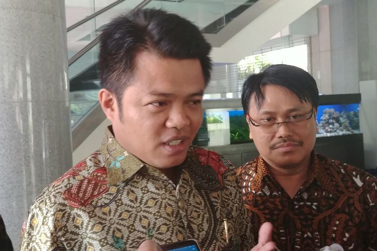 Ketua Komisi Pengawas Persaingan Usaha Syarkawi Rauf di Gedung PPATK, Jakarta, Kamis (24/8/2017).
