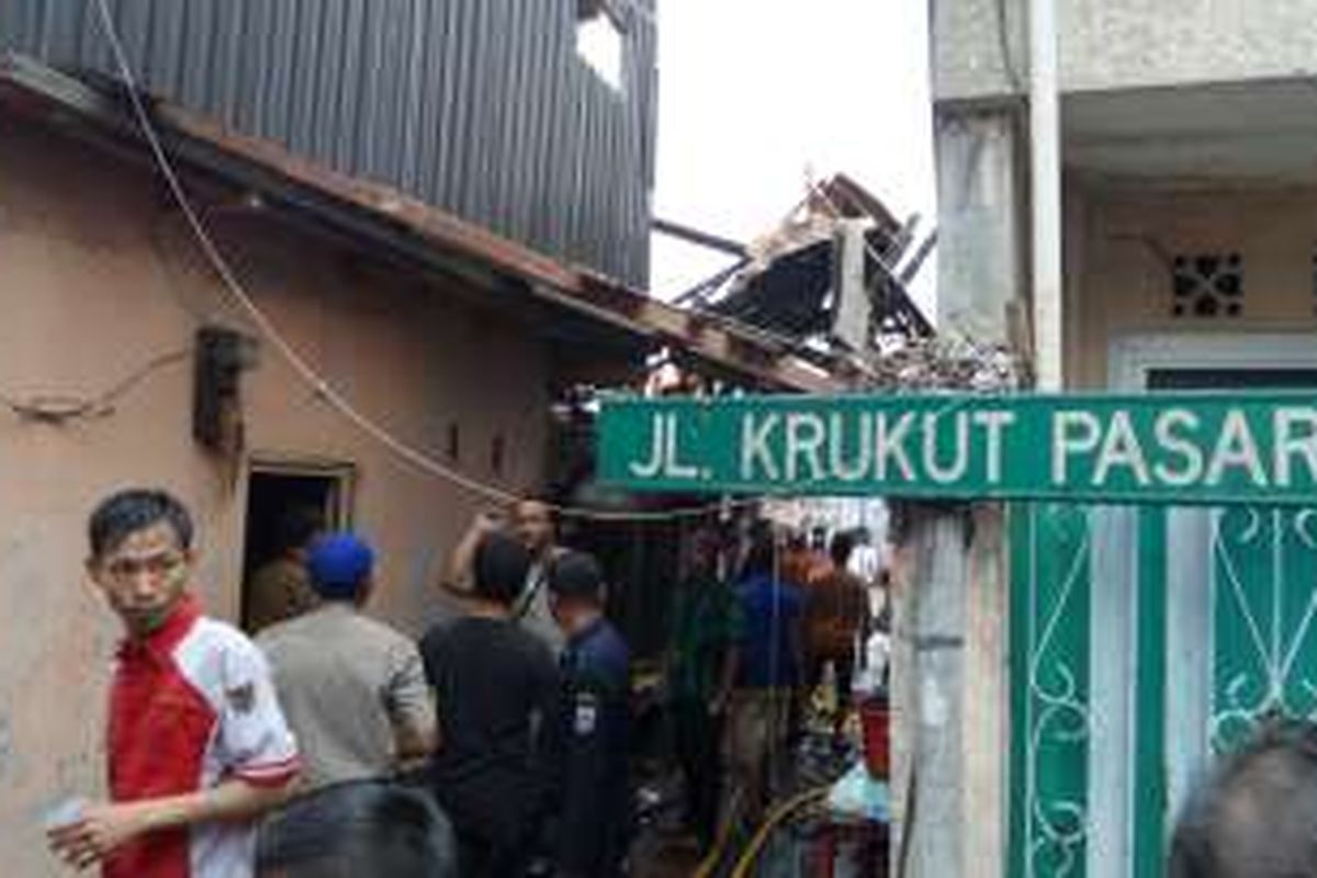 Senin (16/5/2016), belasan rumah di kelurahan Krukut, kecamatan Taman Sari Jakarta Barat Terbakar