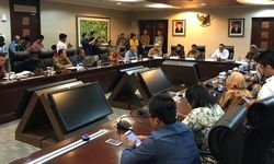 Ini Solusi Kemendikbud untuk Persoalan Guru Honorer