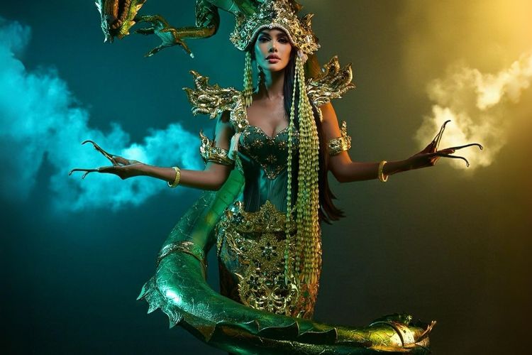 Vina Anggi Sitorus tampil memukau dengan kostum bertema Nyi Roro Kidul di Miss Grand International 2025. Ini detailnya.
