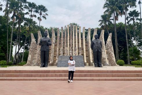 4 Spot Foto di Taman Proklamasi, Ada Patung Soekarno-Hatta