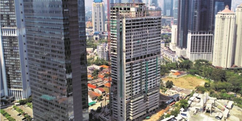 The Newton 2 yang merupakan bagian dari Ciputra World 2 dan terintegrasi dengan Ciputra World 1. Proyek apartemen di bilangan Prof DR. Satrio (Kuningan), Jakarta Selatan itu masuk di kawasan kantor kedutaan (internasional).