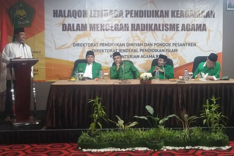 Bakal Calon Gubernur Saifullah Yusuf (Gus Ipul), menegaskan akan tetap bersilaturahim dengan tokoh masyarakat dan kiai-kiai pimpinan Partai Persatuan Pembangunan (PPP), meski dirinya tidak didukung oleh PPP di Pilkada Jatim 2018.