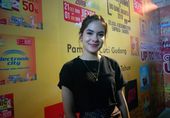 Deswita Maharani: Steffi Zamora Sosok Perempuan Muda yang Dewasa 