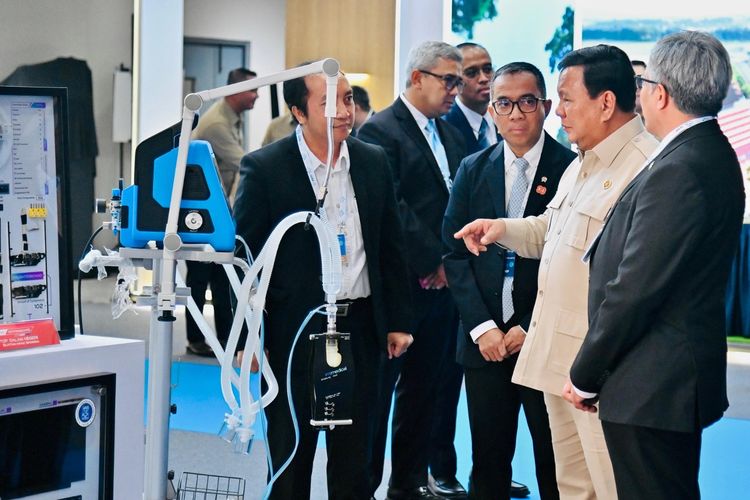 Presiden Prabowo Subianto hadir dalam KSTI 2025.