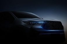 Toyota Innova Hybrid Meluncur 21 November 2022