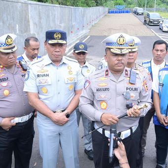 PT Jasa Raharja (Persero) dan Korps Lalu Lintas (Korlantas) Polri melakukan survei jalur tol Cipularang.