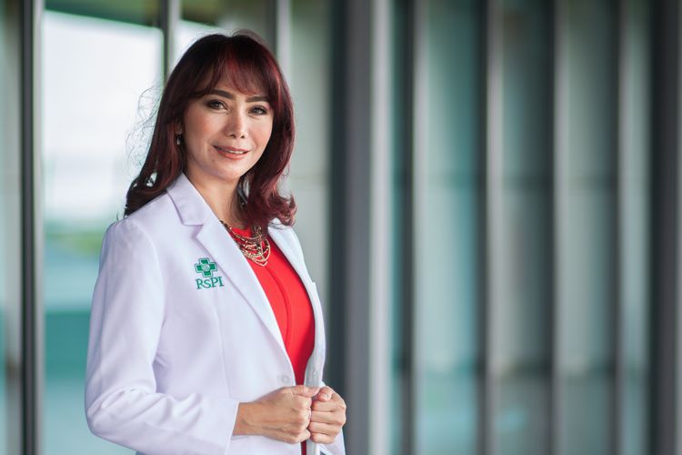 dr. Umi Rinasari, Sp.KK, FINSDV
Dokter Spesialis Kulit dan Kelamin
RS Pondok Indah ? Bintaro Jaya