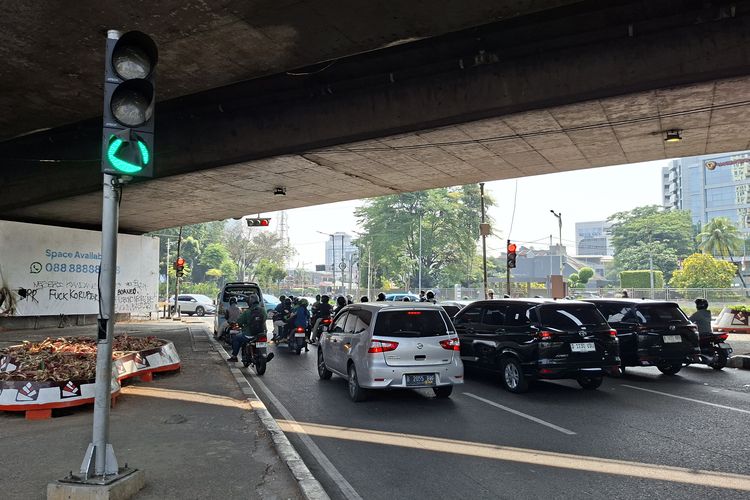 Situasi Terkini Simpang Slipi-Petamburan Jakarta: Lalin Lancar, Tak Ada Massa Berkumpul