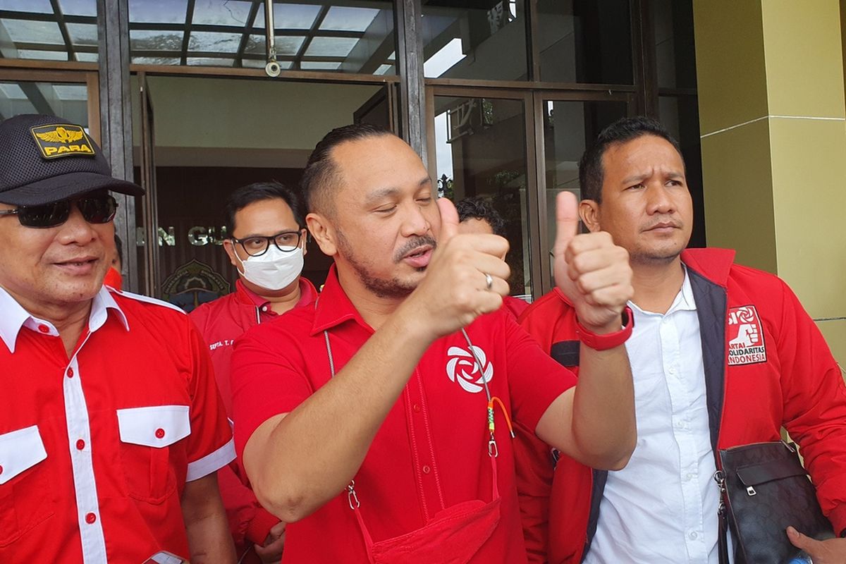 Ketum PSI Giring Ganesha di Kantor Pemkab Gunungkidul Selasa (11/1/2022)