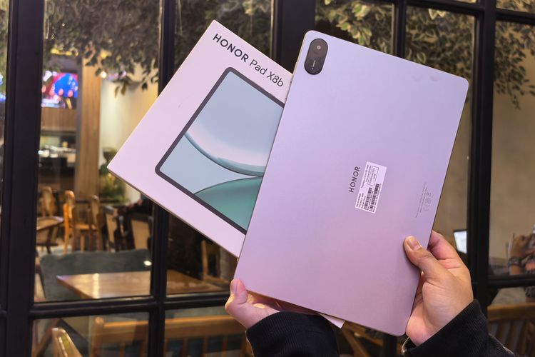 Saya Coba Honor Pad X8b, Tablet 11 Inci yang Ukurannya Pas di Tangan