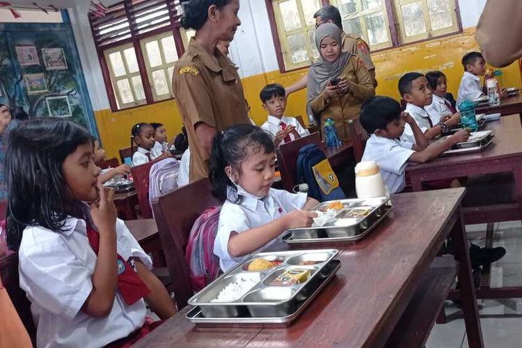 Komisi X DPR Desak Pemisahan Anggaran MBG dari Pendidikan Diterapkan Mulai 2027