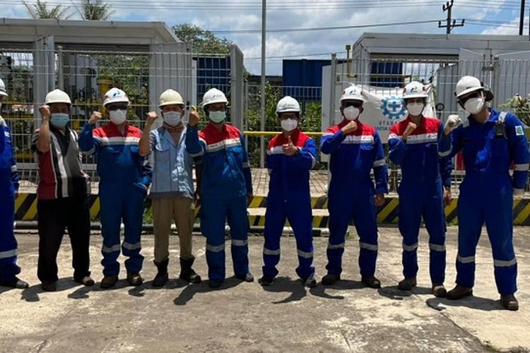 Para pekerja di PT Pertagas Niaga, Kamis (24/3/2022). 