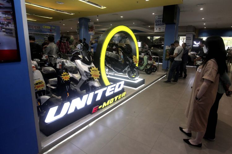 Motor listrik United E-Motor mulai dipasarkan di jaringan Hypermart