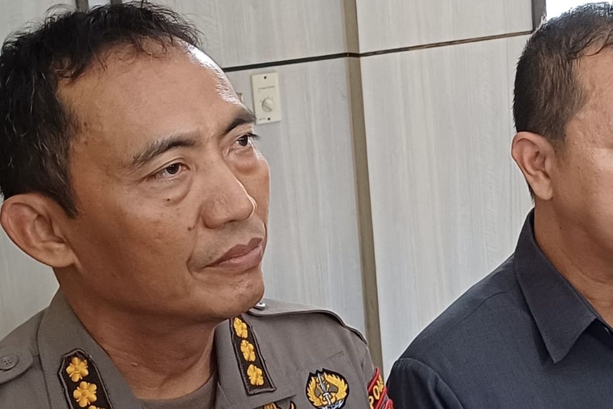 Kabid Dokkes Polda Jatim, Kombes Pol Muhammad Khusnan memastikan akan memberikan trauma healing kepada korban rumah polisi yang meledak di Mojokerto 