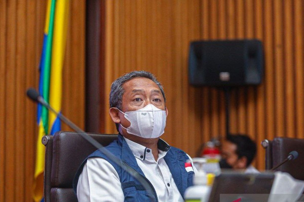 Pelaksana tugas Wali Kota Bandung Yana Mulyana. 
