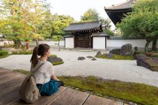 Berita Populer: Jepang Kenakan Pajak untuk Turis hingga 