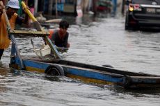 Tanggul Jebol, Banjir Rob Muara Angke Kian Parah