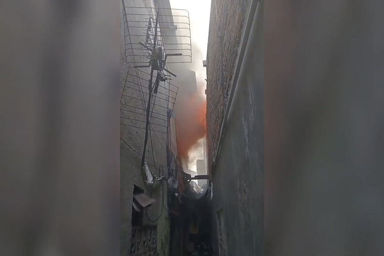 Kebakaran Rumah di Palmerah Jakbar, Diduga akibat Korsleting