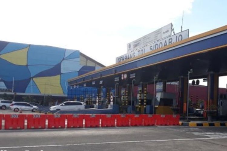 Pintu Gerbang Tol Sidoarjo, Jatim 