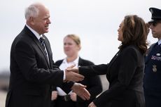 Kamala Harris Pilih Tim Walz Jadi Cawapresnya, Siapa Dia?