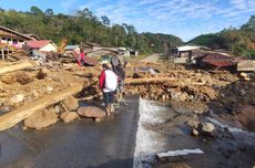 Mobilio Tabrak Bus Sahabat di U-Turn Indramayu, 2 Orang Masuk RS