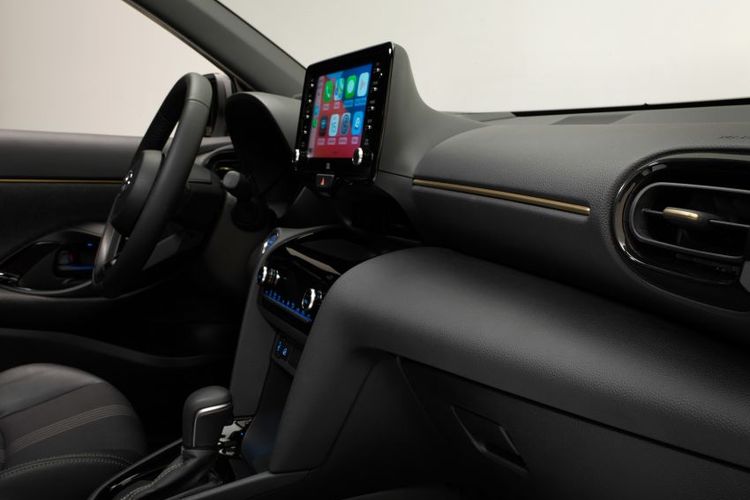 Interior Toyota Yaris Cross versi Adventure