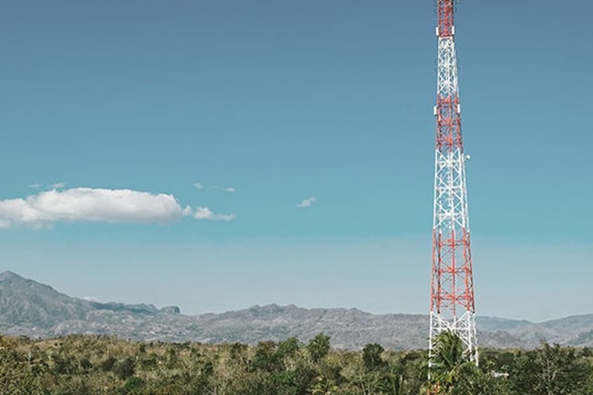 PT Dayamitra Telekomunikasi (Mitratel) ambil alih kepemilikan 6.050 menara telekomunikasi milik PT Telekomunikasi Selular (Telkomsel), Rabu (14/10/2020).  

