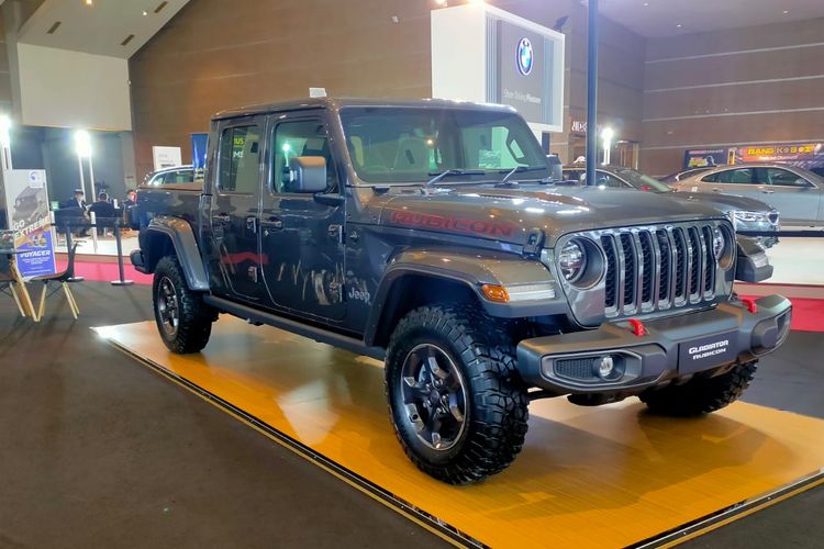  Gladiator Rubicon di Booth Jeep IIMS Hybrid 2022  (Janlika Putri/ Kompas.com)