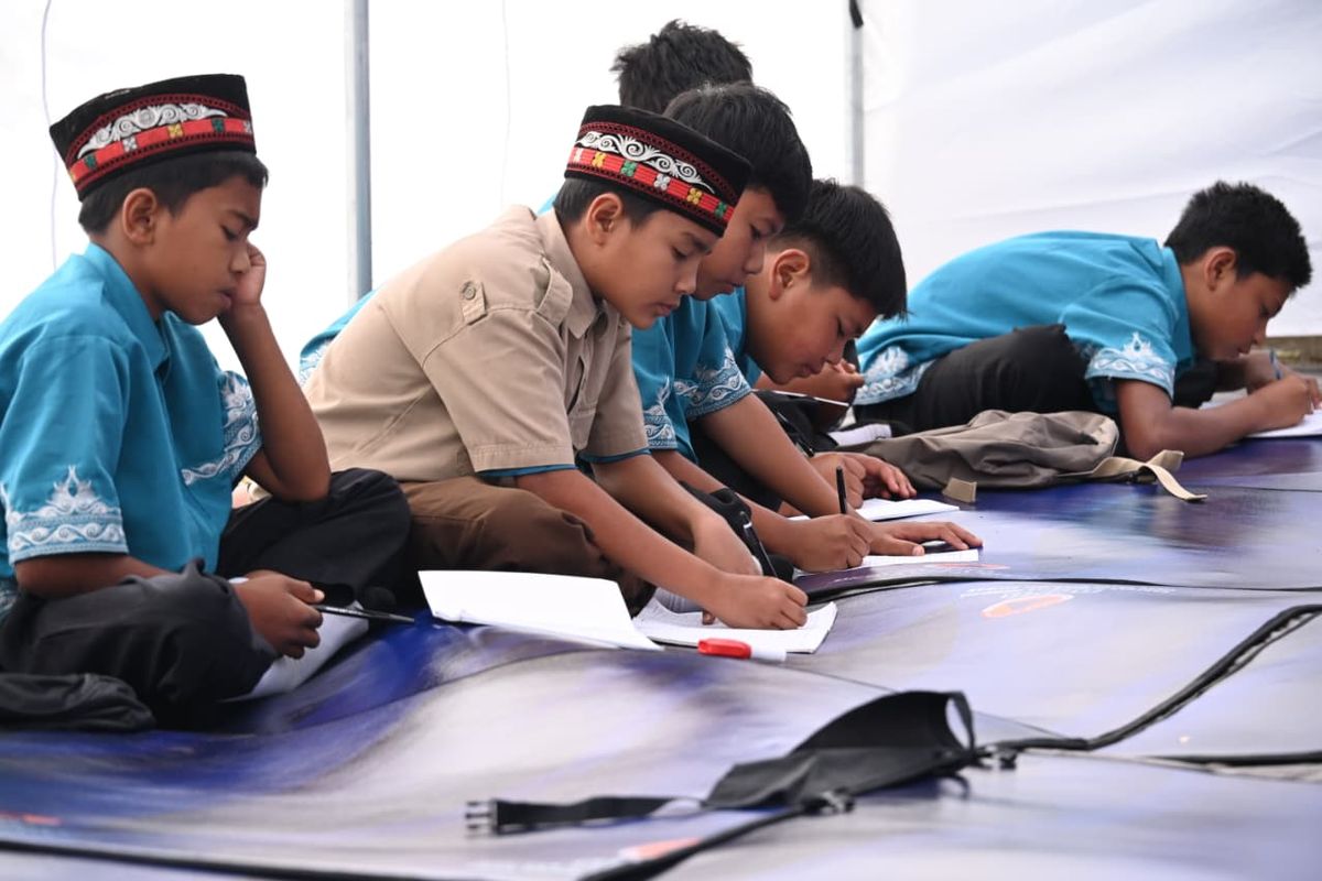 Kementerian Pendidikan Dasar dan Menengah (Kemendikdasmen) terus bergerak cepat memulihkan sekolah-sekolah terdampak bencana melalui percepatan pelaksanaan program Revitalisasi Satuan Pendidikan. 