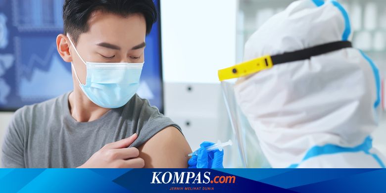Menko Airlangga Targetkan 80 Persen Masyarakat Sudah Divaksin Sampai Desember 2021 - Vimarsana News