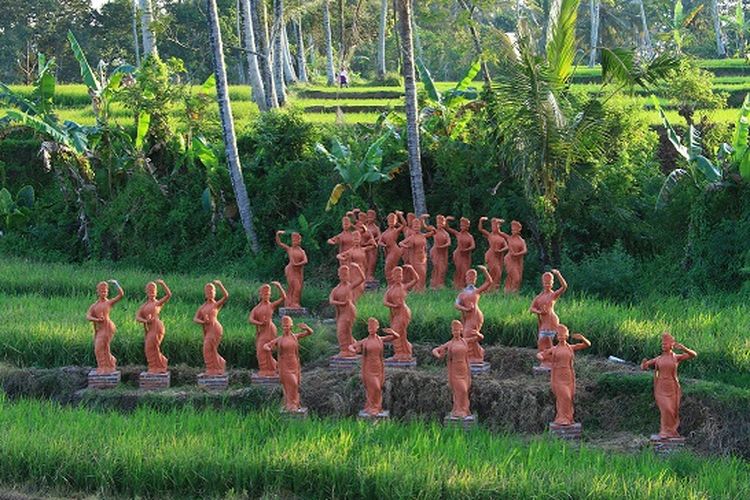 Taman Gandrung Terakota, Banyuwangi DOK. Shutterstock/Bayu Pamungkas