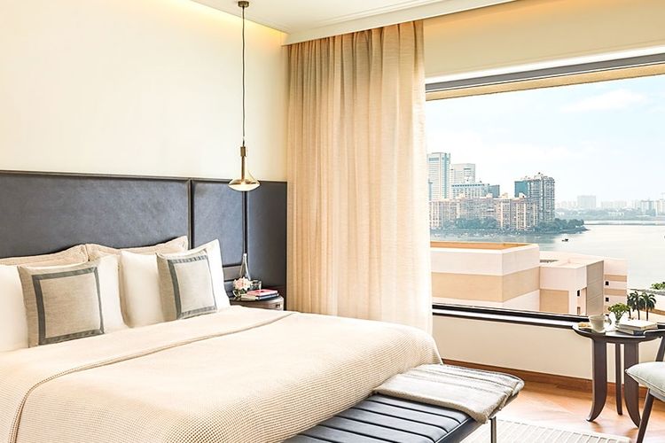 Simak daftar hotel terbaik di Asia versi The Gold List 2026 yang dirangkum Conde Nast Traveler. Salah satunya The Oberoi Mumbai, India.
