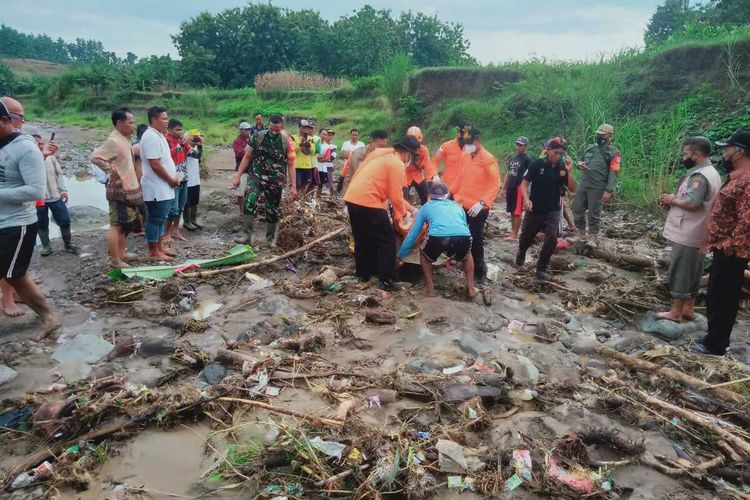 Sawal, korban yang ditemukan meninggal dunia. KOMPAS.COM/DOK. TIM SAR