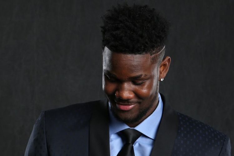 Deandre Ayton menjadi pemain yang pertama dipilih dalam NBA Draft 2018.
