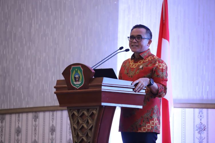 Menpan-RB Abdullah Azwar saat acara Mengajar ASN di Maluku Utara, Kamis (24/8/2023).
