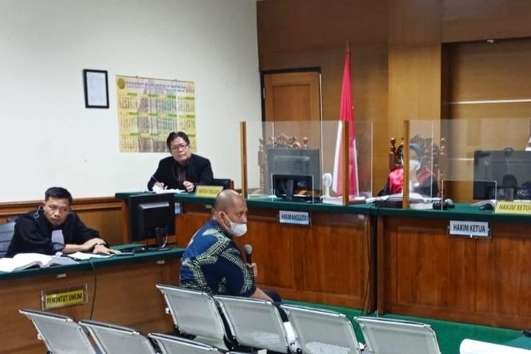 Kasubdit Pengawasan, Kepatuhan, dan Investigasi Internal (PKII) Direktorat Jenderal Bea Cukai Indra Adi Wijaya saat menjadi saksi ahli kasus pemerasan, Rabu (25/5/2022).